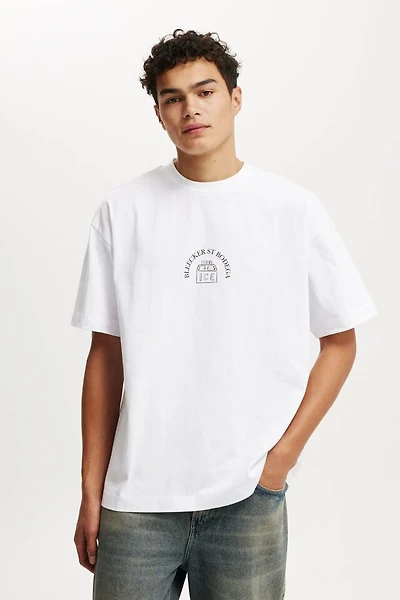 Box Fit Graphic T-Shirt