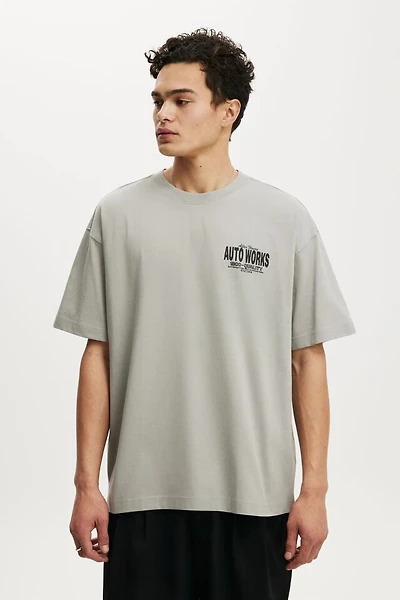 Box Fit Graphic T-Shirt