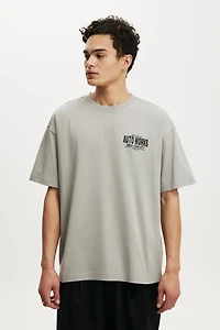 Box Fit Graphic T-Shirt