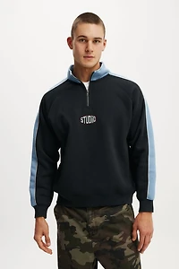 Graphic 1/4 Zip Fleece