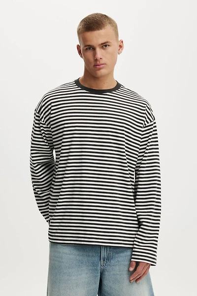 Cropped Fit Long Sleeve