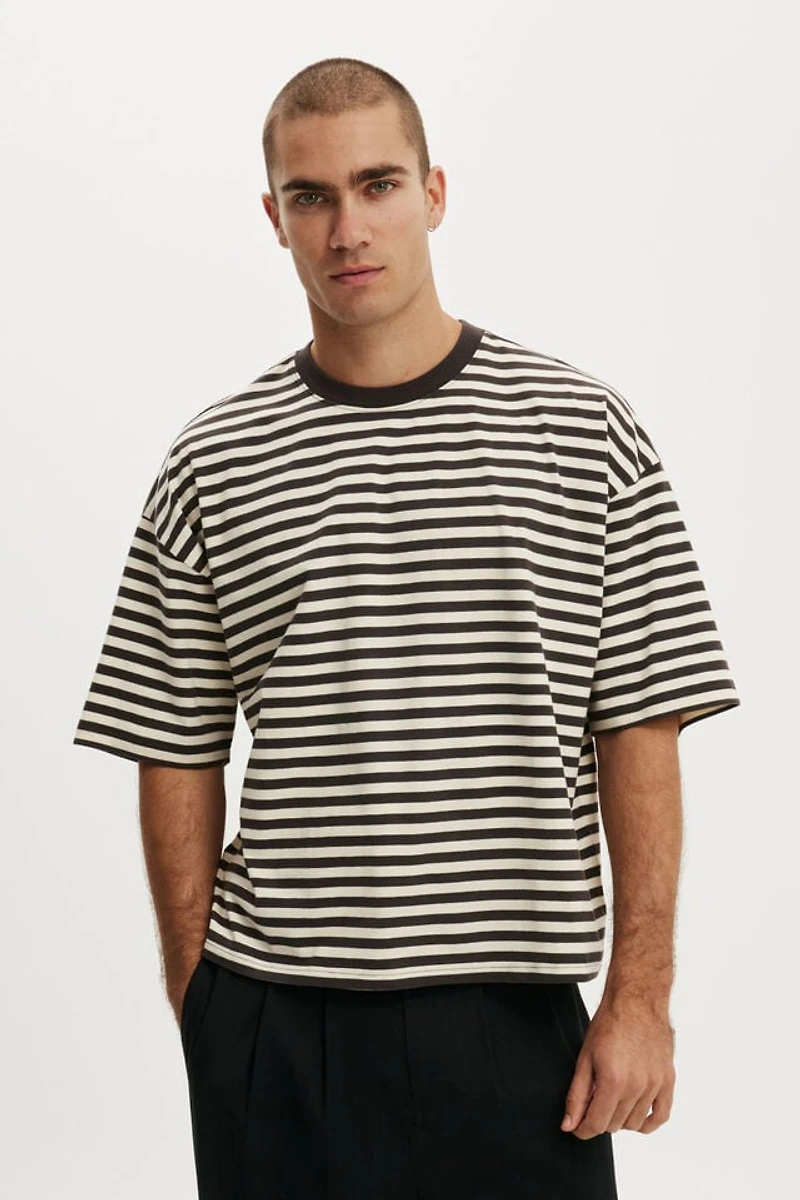 Cropped Fit T-Shirt