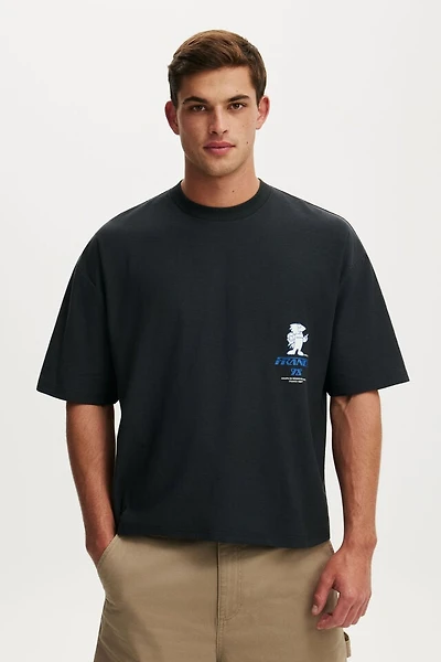 Cropped Fit FIFA T-Shirt