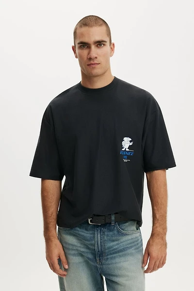 Cropped Fit FIFA T-Shirt