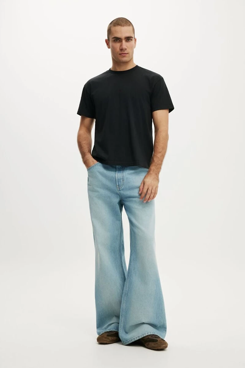 Baggy Bootcut Jean