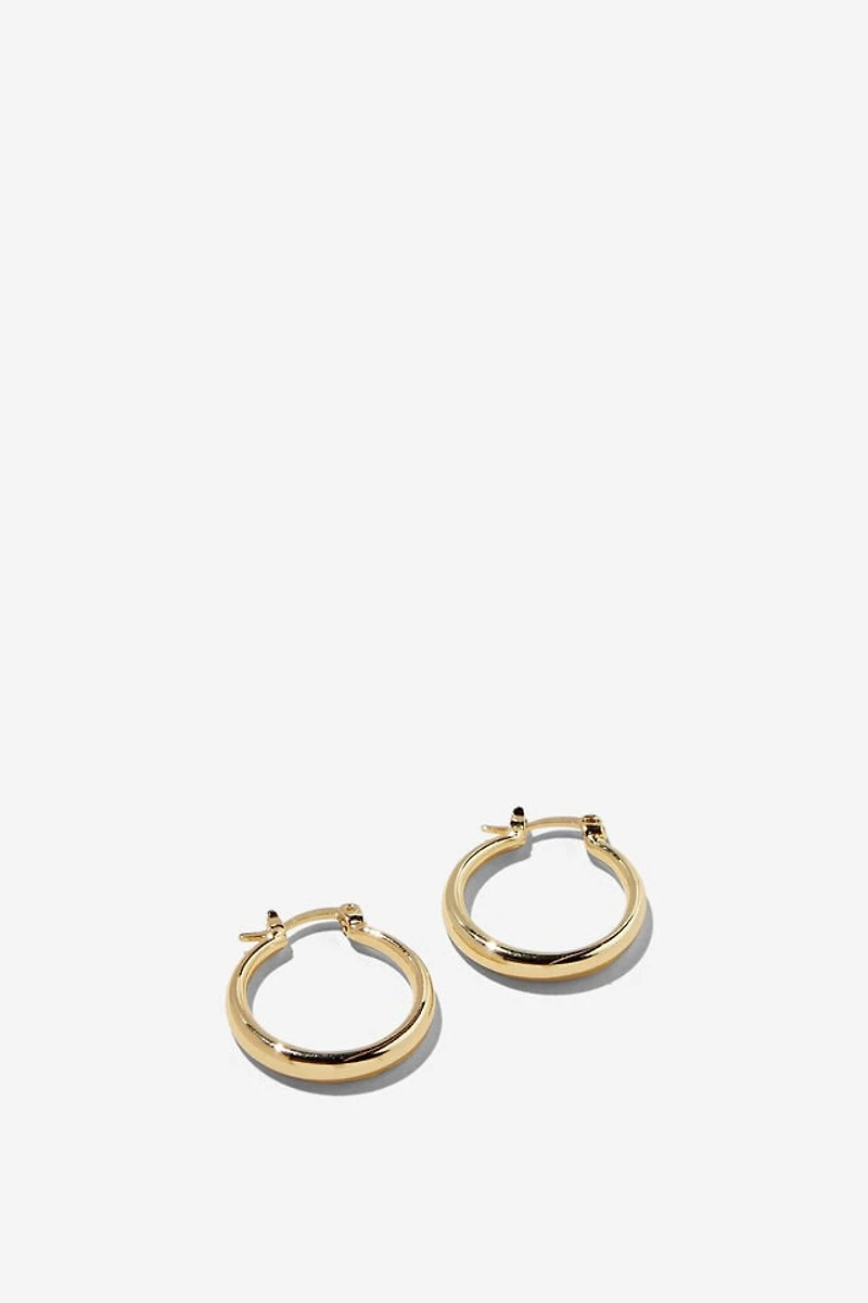Mid Hoop Earring