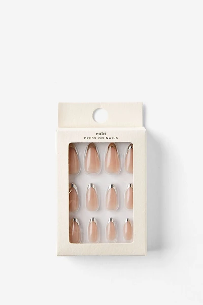 Press On Nails
