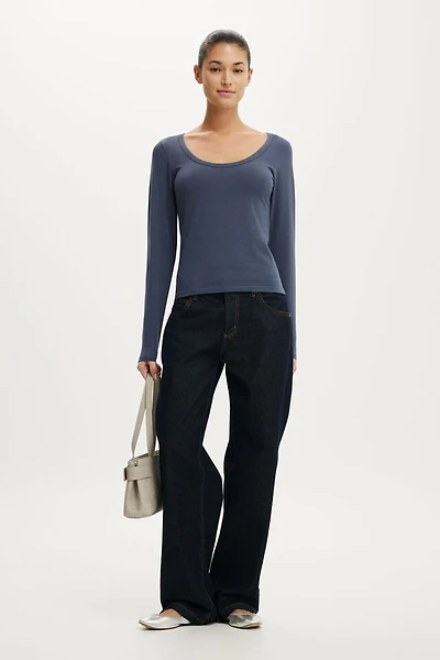 Everyday Smooth Scoop Neck Long Sleeve