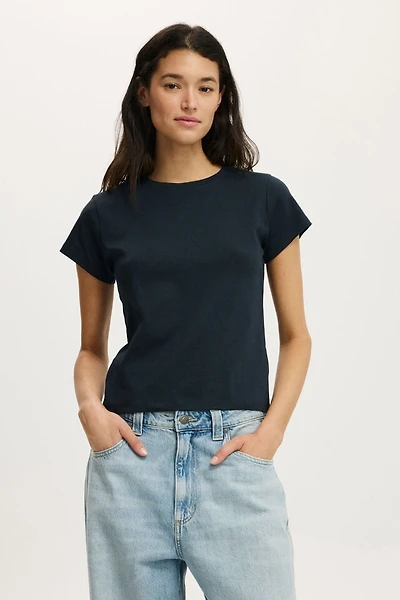 90 S Baby Tee