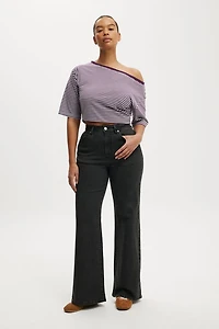 Curvy Stretch Wide Jean