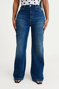 Curvy Stretch Wide Jean