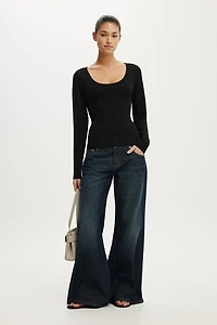 Everyday Smooth Scoop Neck Long Sleeve