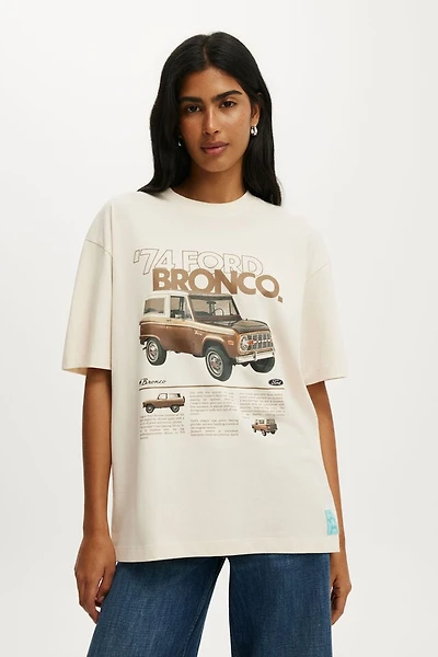 The Lcn Boxy Graphic Tee