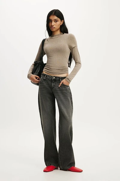 Petite Low Rise Straight Jean