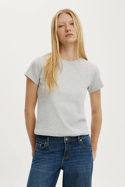 90 S Baby Tee