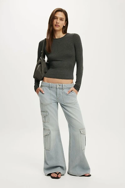 Low Relaxed Flare Jean