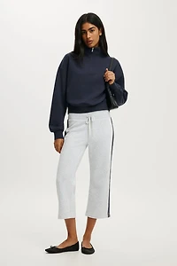 Capri Fleece Sweatpant