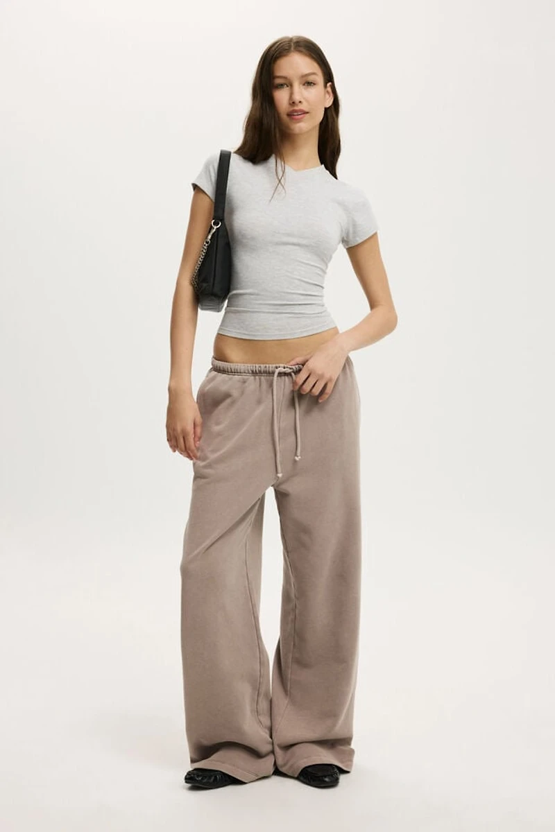 Wide Leg Sweatpant