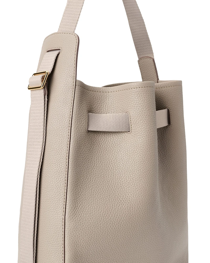 ECCO® Sail Bag Medium Leather Bag