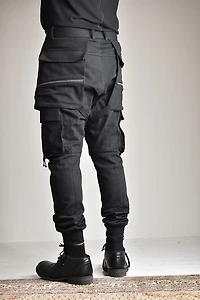 D. HYGEN MEN PANTS F23 ST107-0723A
