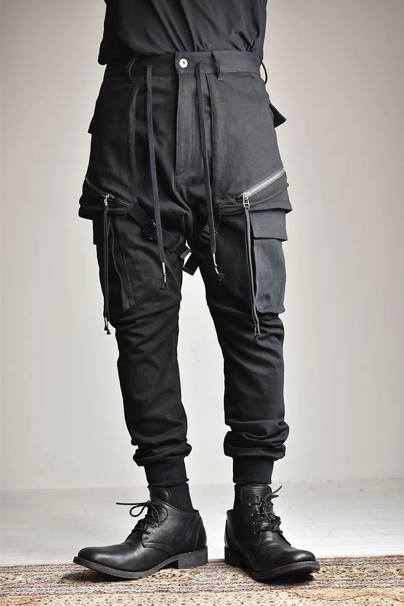 D. HYGEN MEN PANTS F23 ST107-0723A
