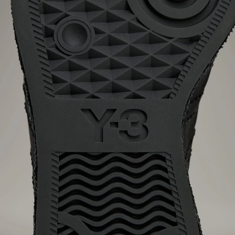 ADIDAS Y3 MEN TRAINERS S25 JS0591