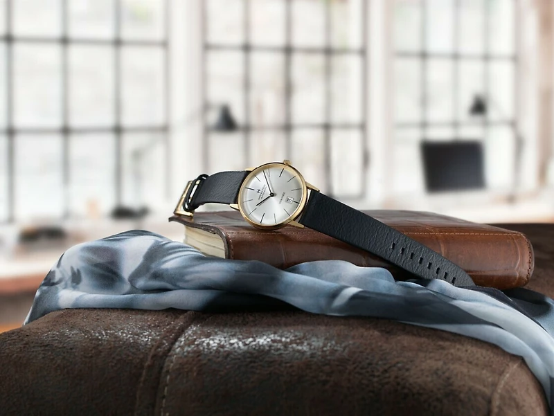Hamilton Hamilton H38475751 | Swiss Automatic Watch | Kavar Jewellers Brampton