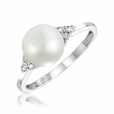 Cultured Freshwater Pearl & Diamond Ring White Gold