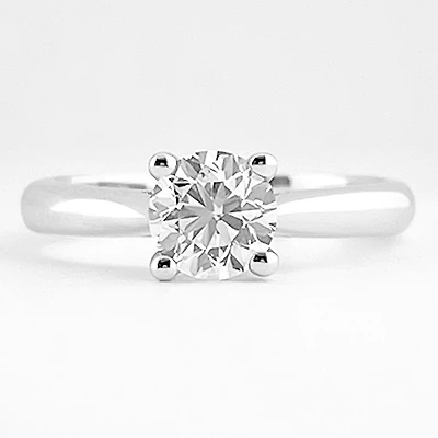 Round Cut Solitaire Engagement Ring