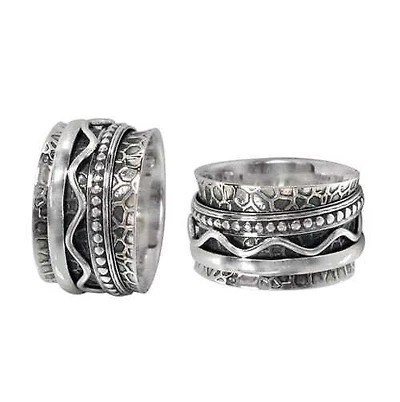 Sterling Silver, Meditation Ring With 3 Different Style Band. Approximate Size: 14mm