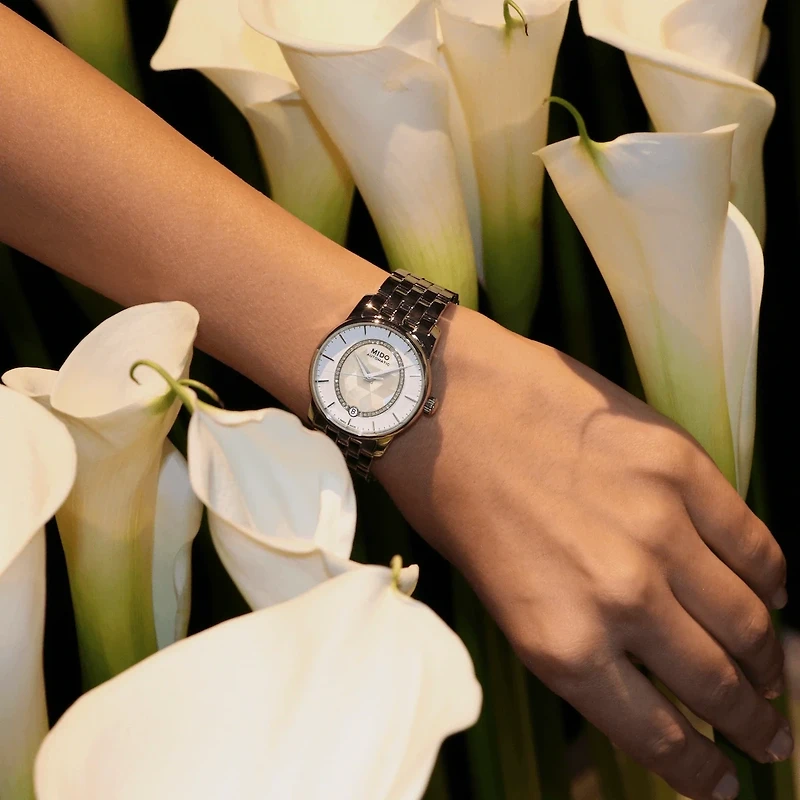 Mido Baroncelli Diamonds 33 MM Mother of Pearl Dial Automatic M007.207.11.116.00