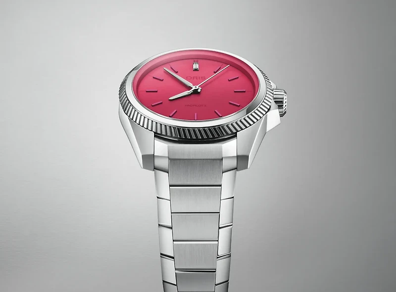 Oris Big Crown ProPilot X Miss Piggy Limited Edition Pink Dial 34MM Automatic