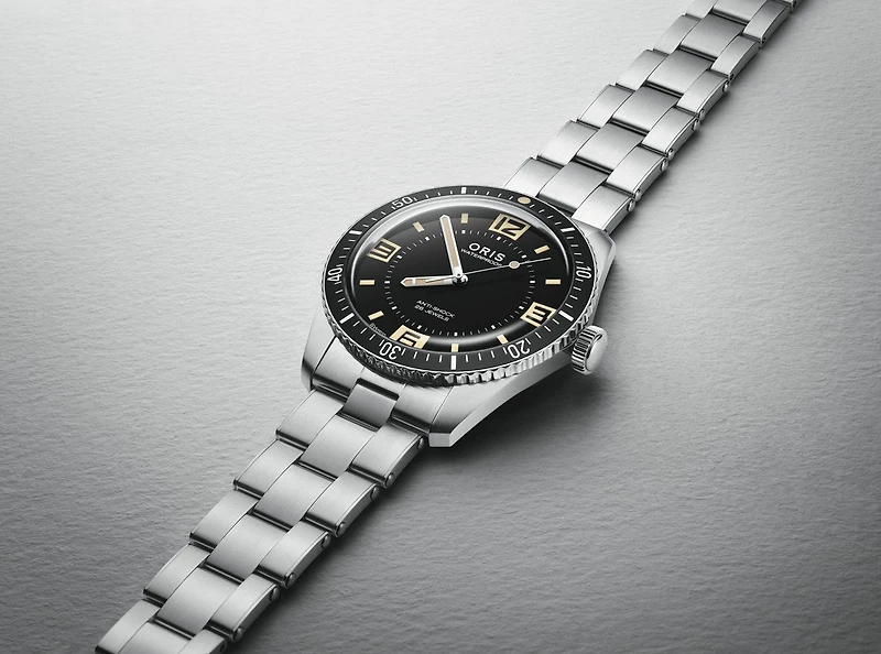 Oris Aquis Divers Sixty-Five 60th Anniversary Edition Black Dial 40MM Automatic