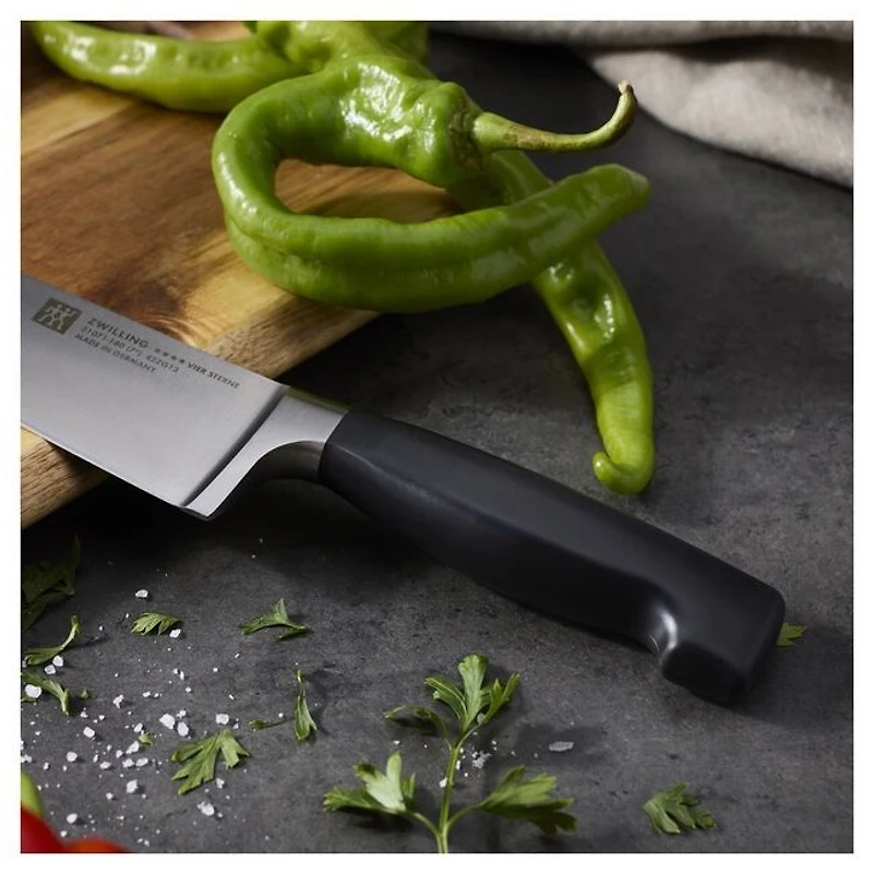 ZWILLING FOUR STAR CHEF KNIFE 180MM