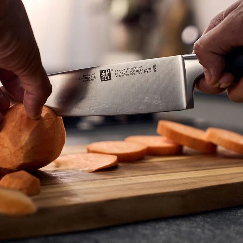 ZWILLING FOUR STAR CHEF KNIFE 200 MM