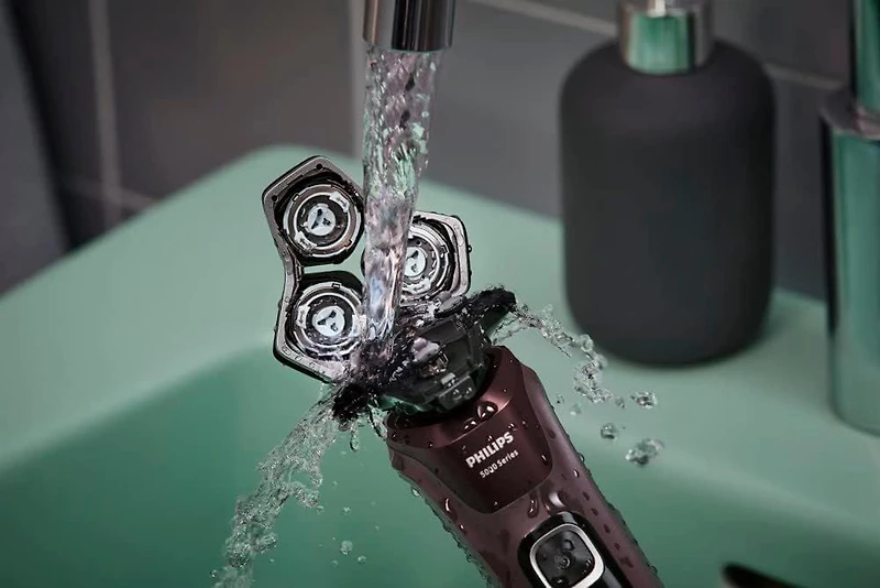 Philips Shaver Series 5000 Wet /Dry Electric Shaver S5581/10