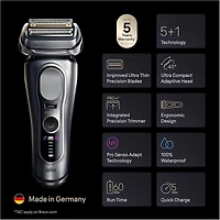 BRAUN SERIES 9  PRO PLUS  SHAVER WITH CLEANING STATION  9667CC