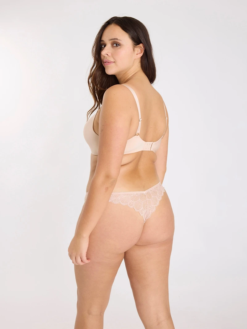 Fleur String