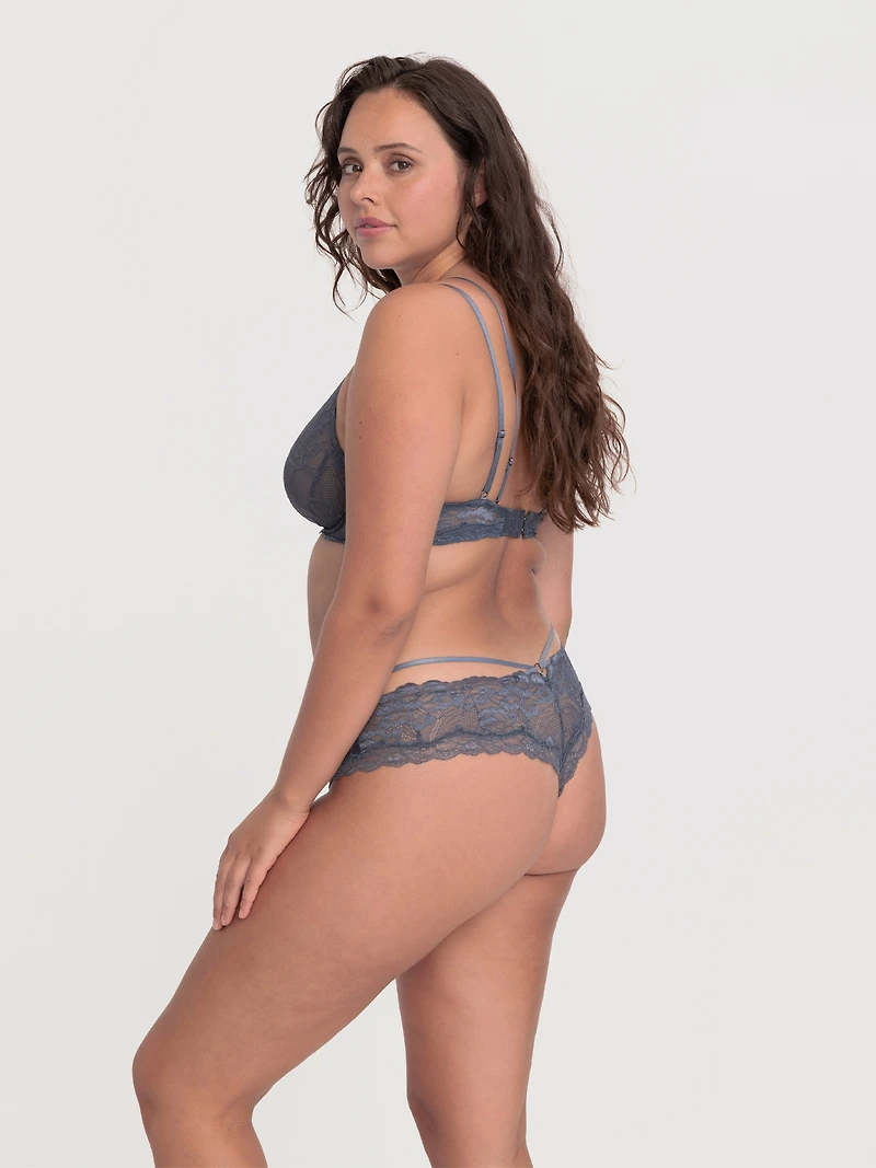 Diane Hipster String