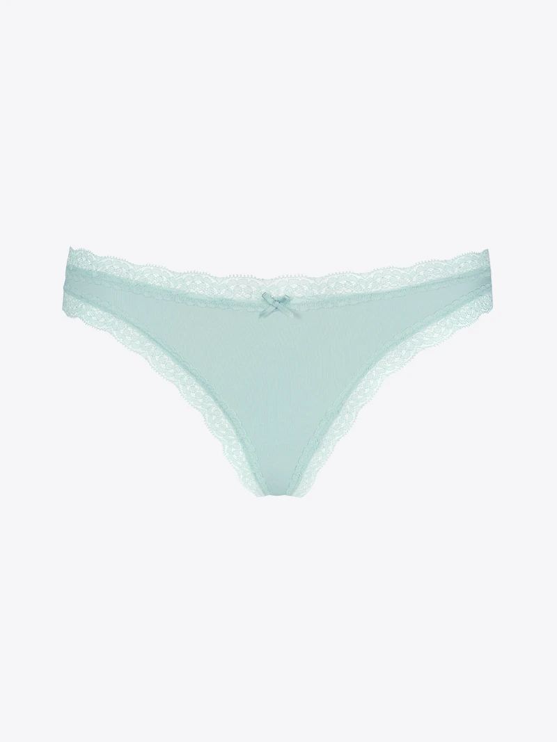Anna String