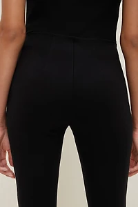 Liv Capri Pants