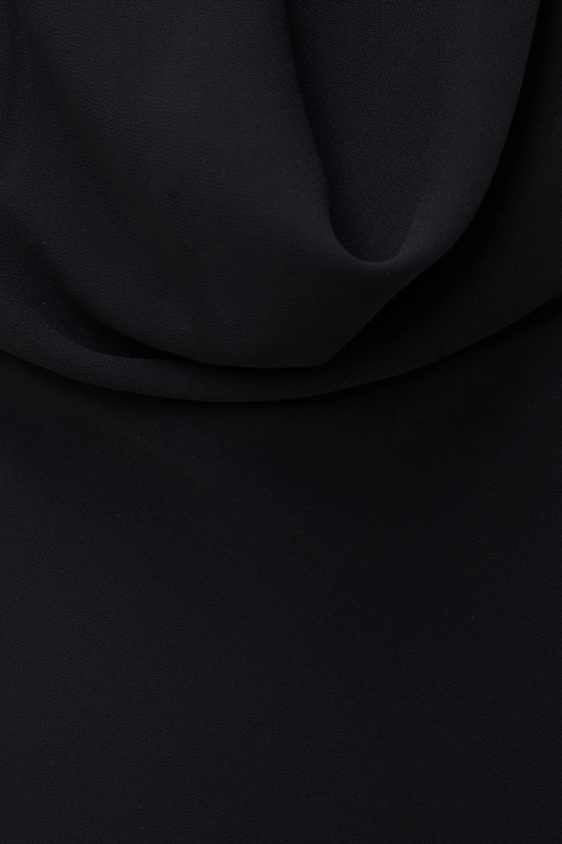 Robe maxi à col châle profond