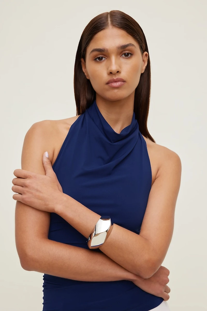 Curved Snap Bangle Bracelet