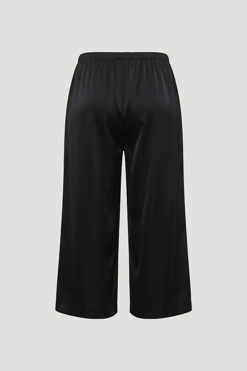 Leo Satin Capri Pants