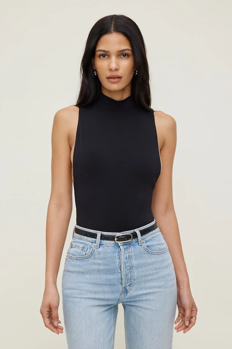 Oval Super Slim Faux Leather Belt