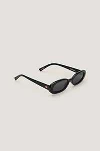 LE SPECS | Outta Love Oval Sunglasses
