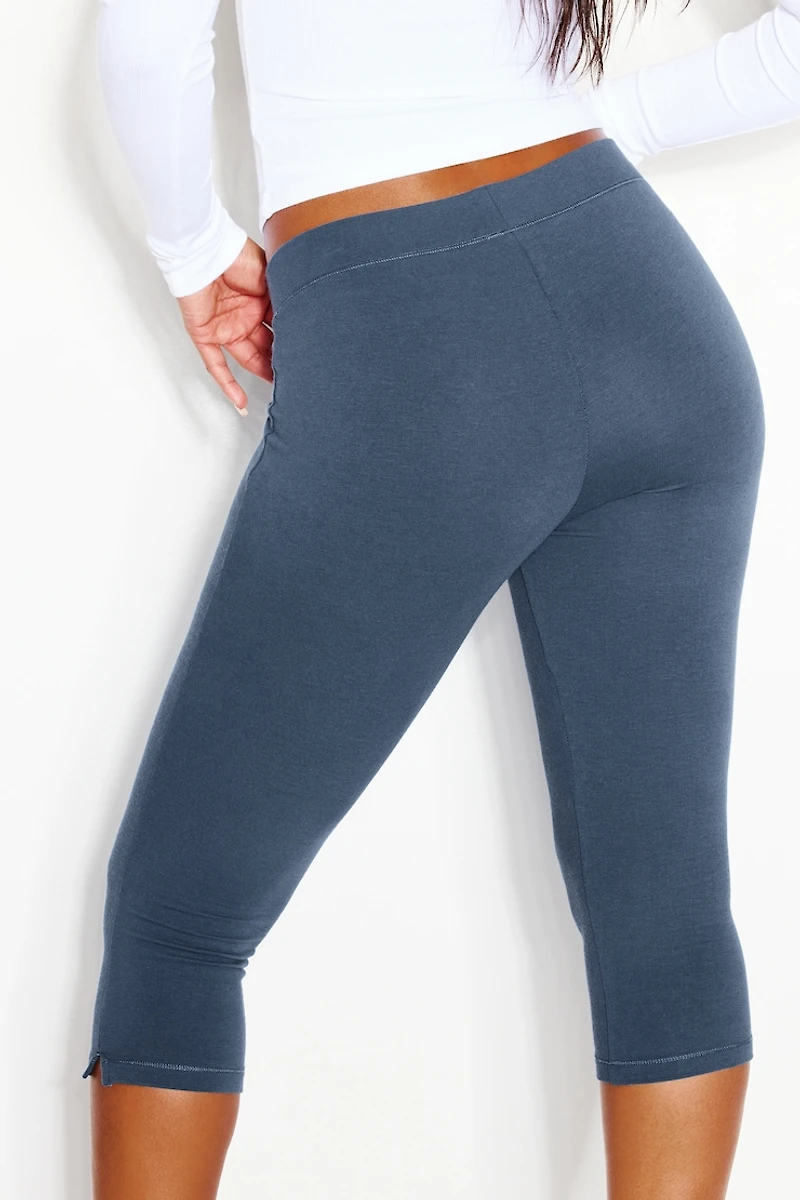 StretchTerry™ Capri Pants