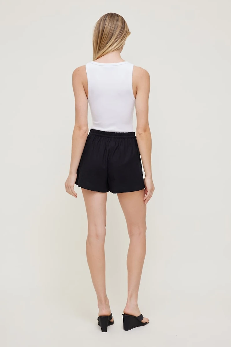Short à taille haute en lin