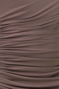 Robe midi froncée sculptante