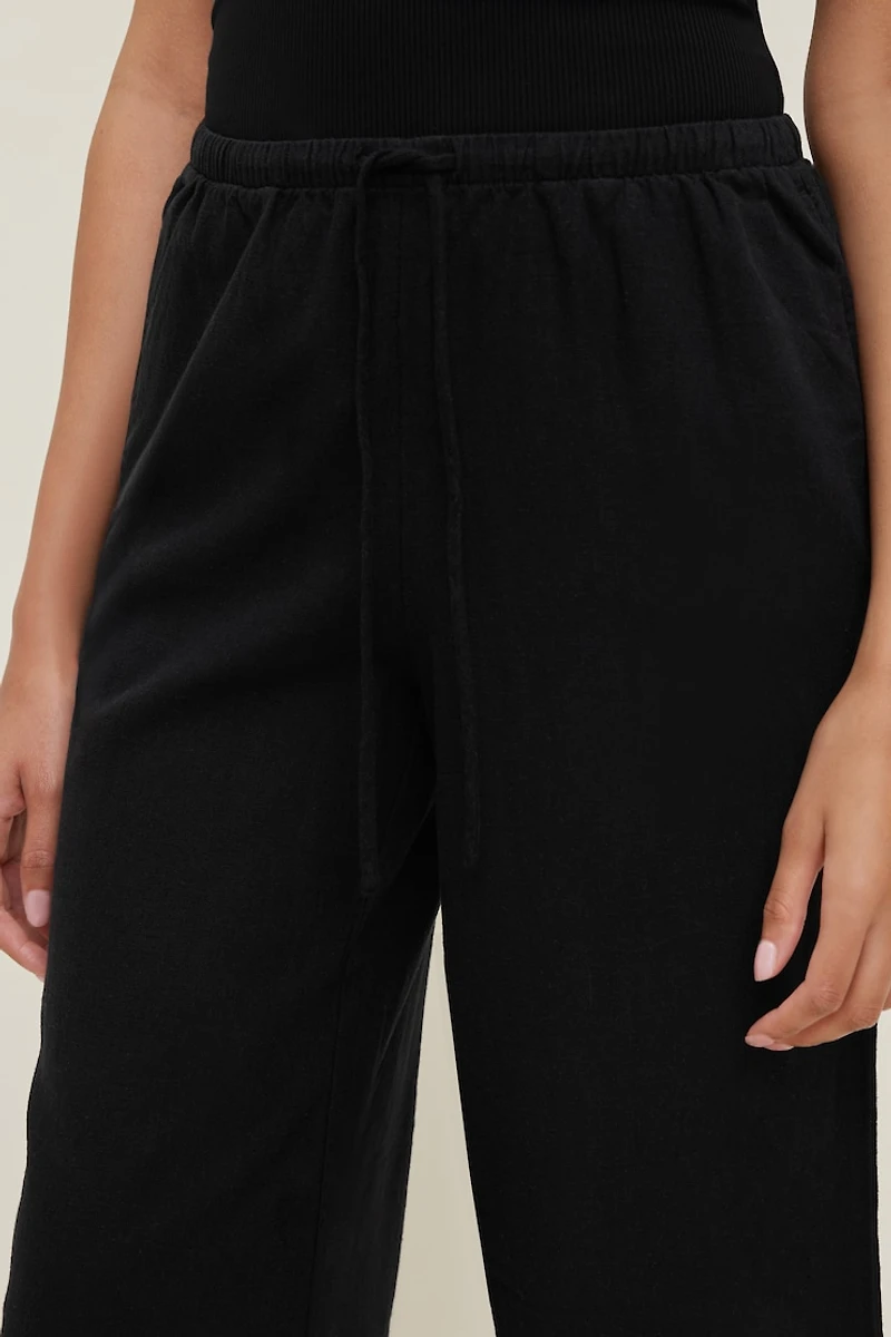 Leo Linen Capri Pants
